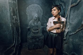 Statue de pleurer salle 1 | La Crypt