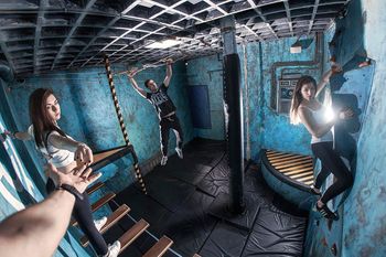 Пройти, не коснувшись пола | Терминал